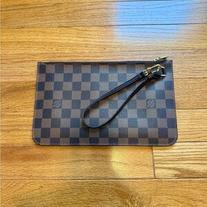 Louis Vuitton - Damier Ebene Wristlet